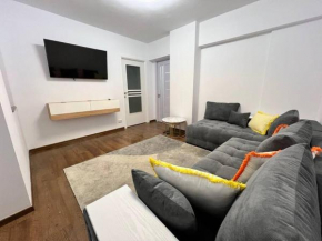 Bucharest Central & Spacious 3Br 3Ba Family Apt